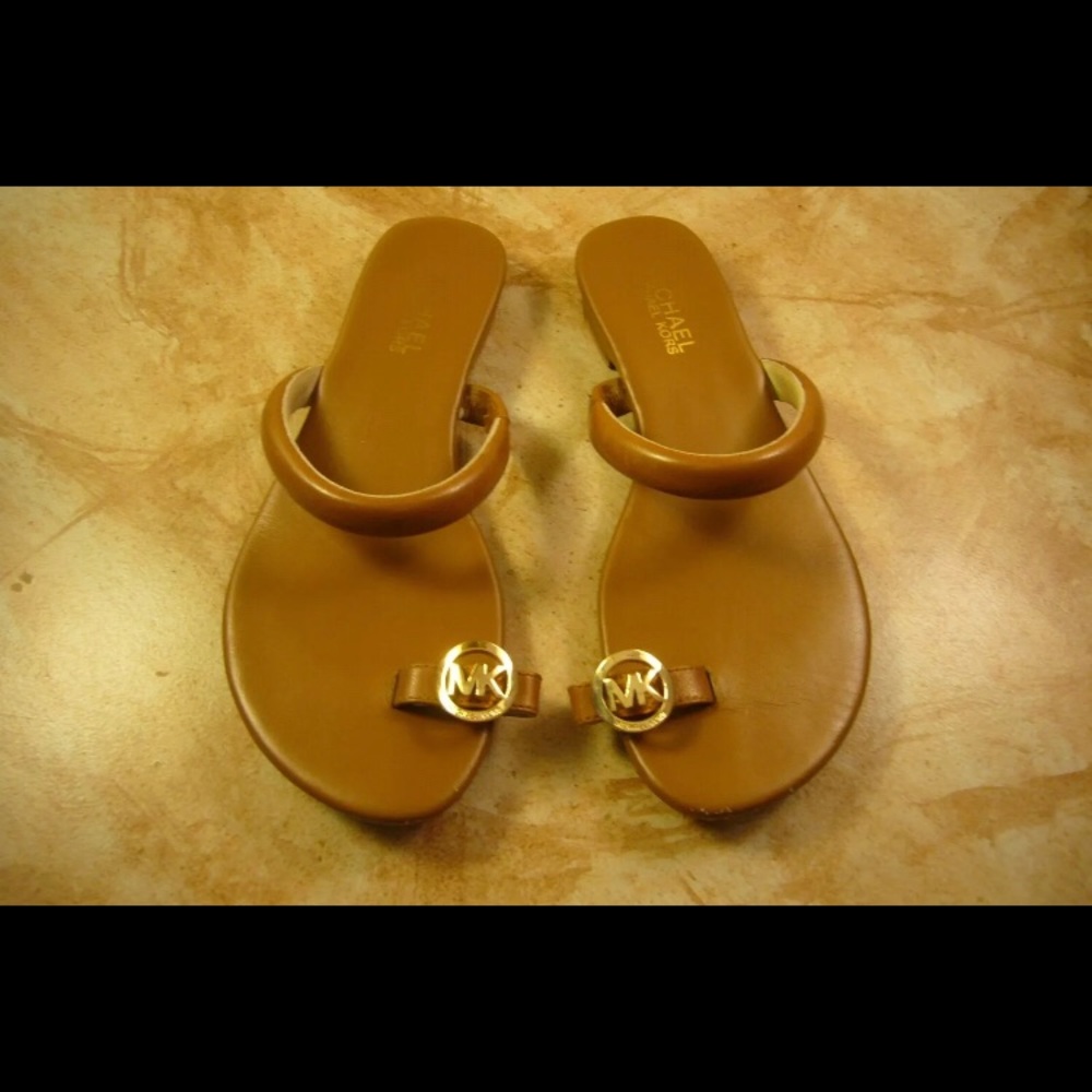Michael Kors tan brown leather sandals flats 6.5